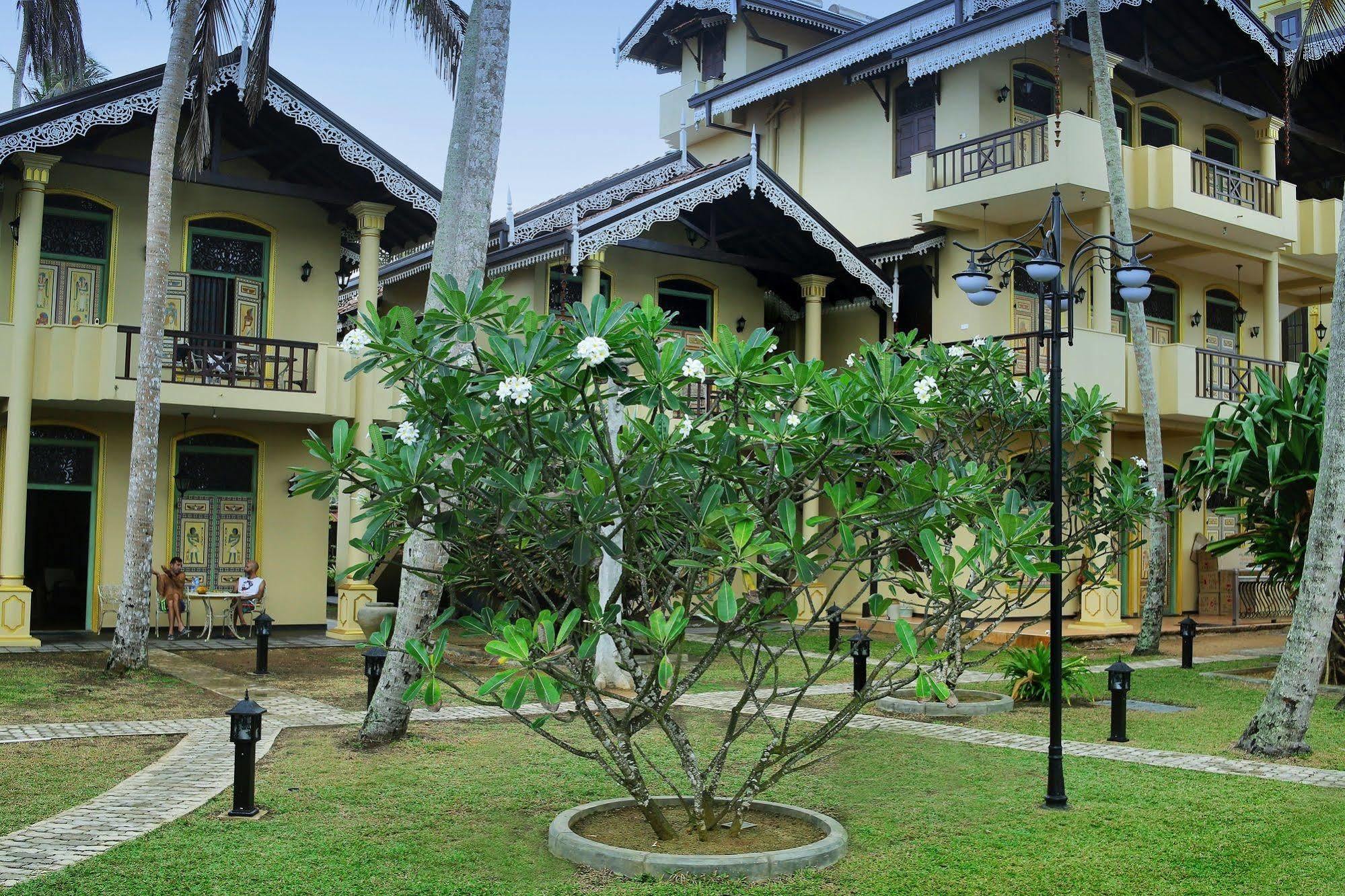 Beach Front Ahangama Exterior foto